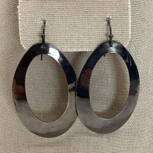 1860. Graphite Oblong Hoop Earrings GUC